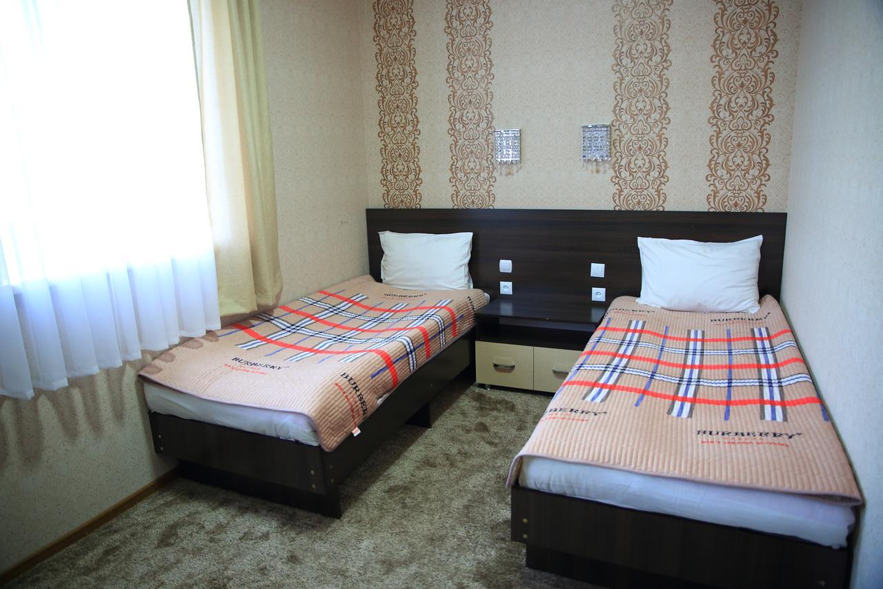 Aska Hotel Naryn Екстериор снимка