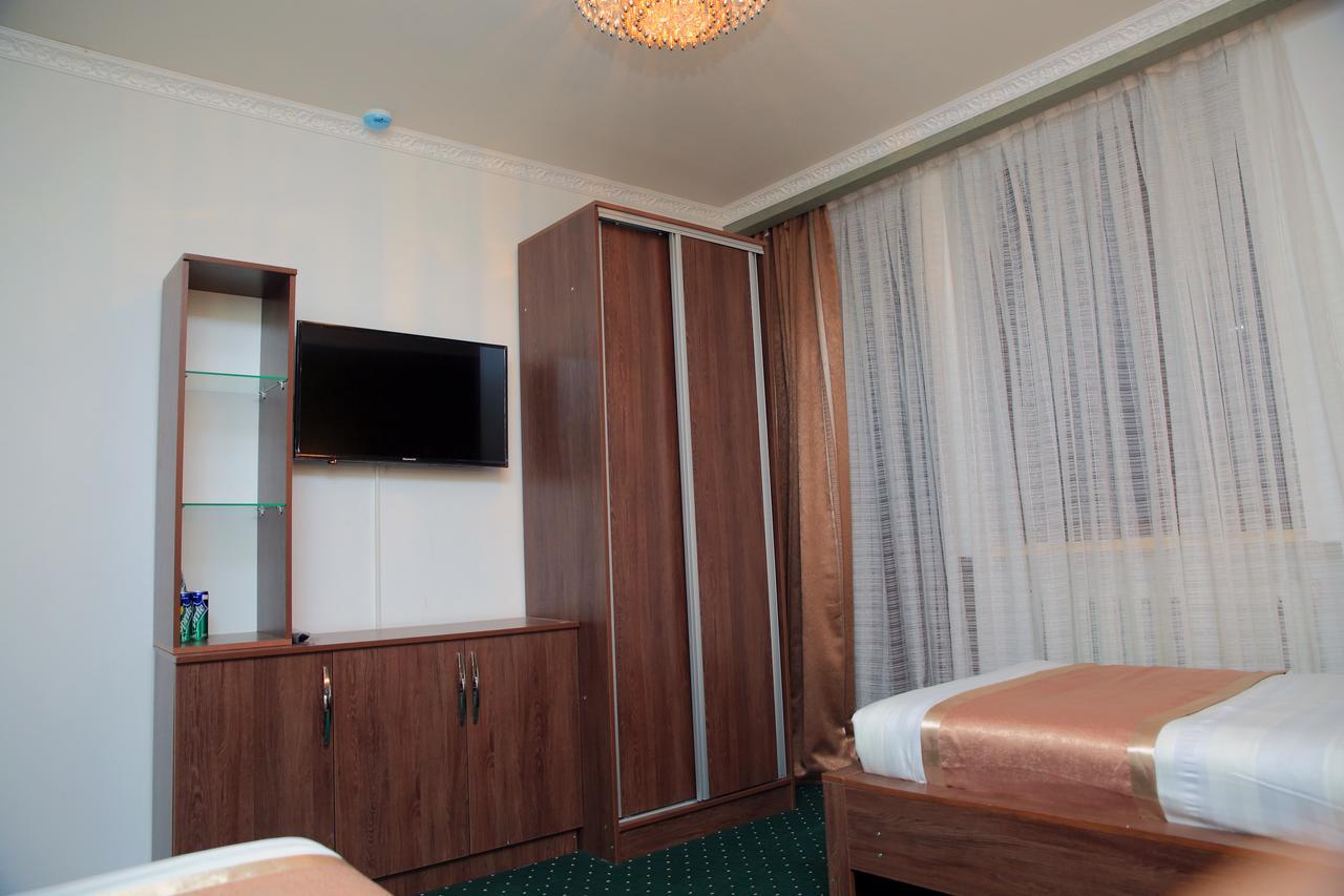 Aska Hotel Naryn Екстериор снимка