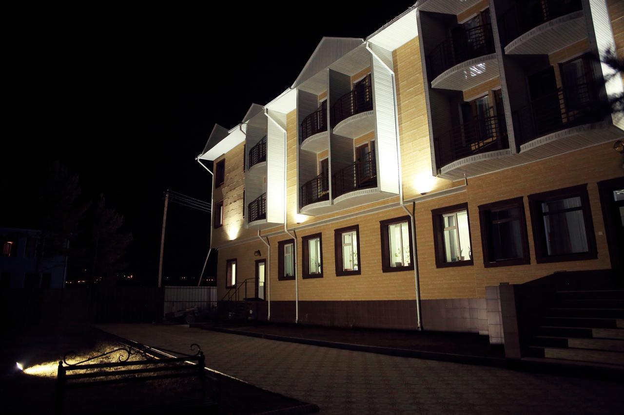 Aska Hotel Naryn Екстериор снимка
