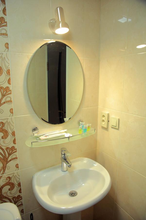 Aska Hotel Naryn Екстериор снимка